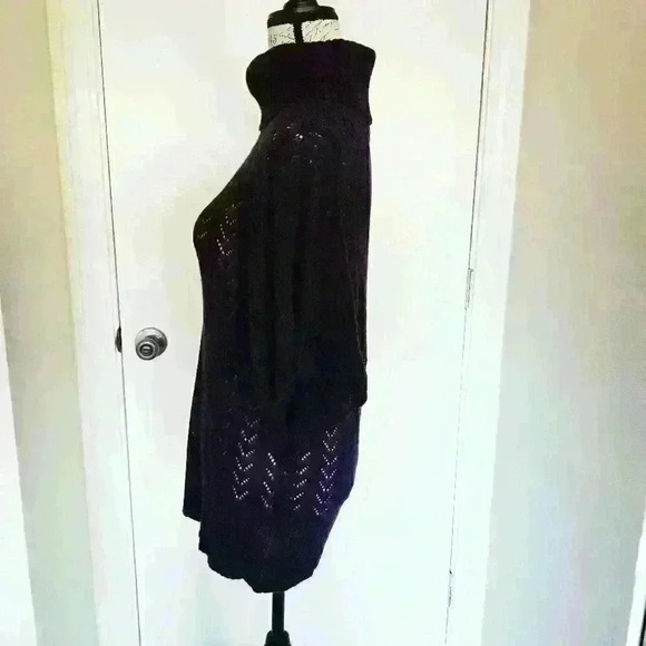 Fylo Funnel Neck Sweater - Picture 5 of 6